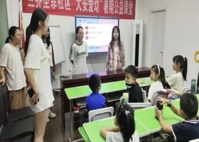 完美体育,完美（中国）公司青年学子暑期“三下乡”：千名骄子燃情实践 万里青春共绘华章_fororder_图片17